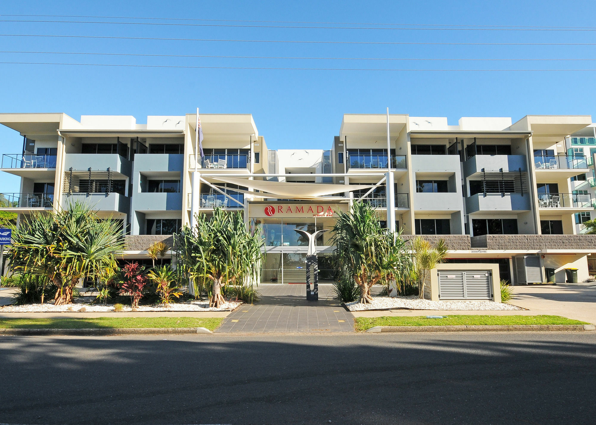 Hotel Ramada By Wyndham Hervey Bay Exterior foto